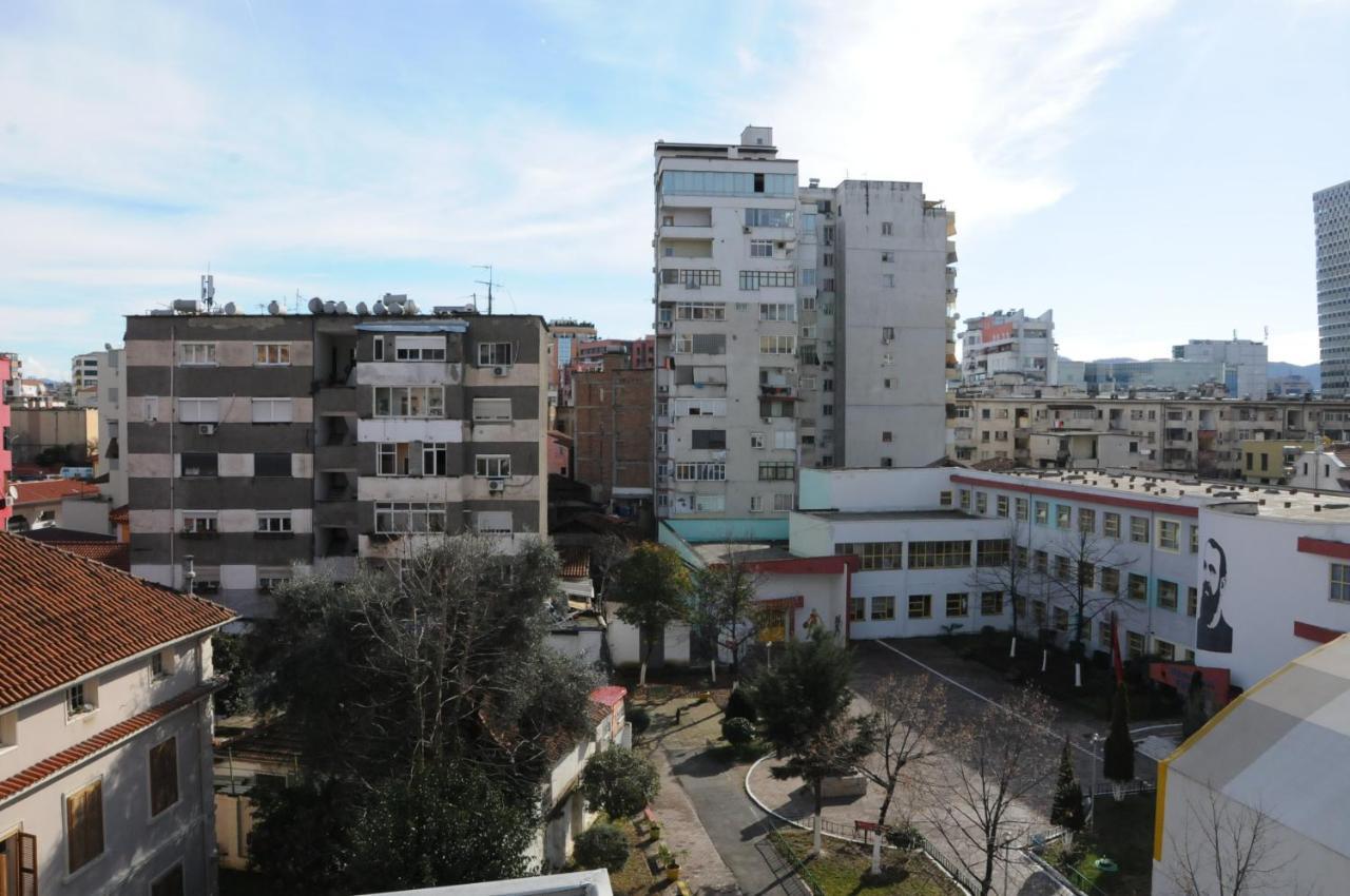 Hotel Boutique Restaurant Gloria Tirana Exterior foto